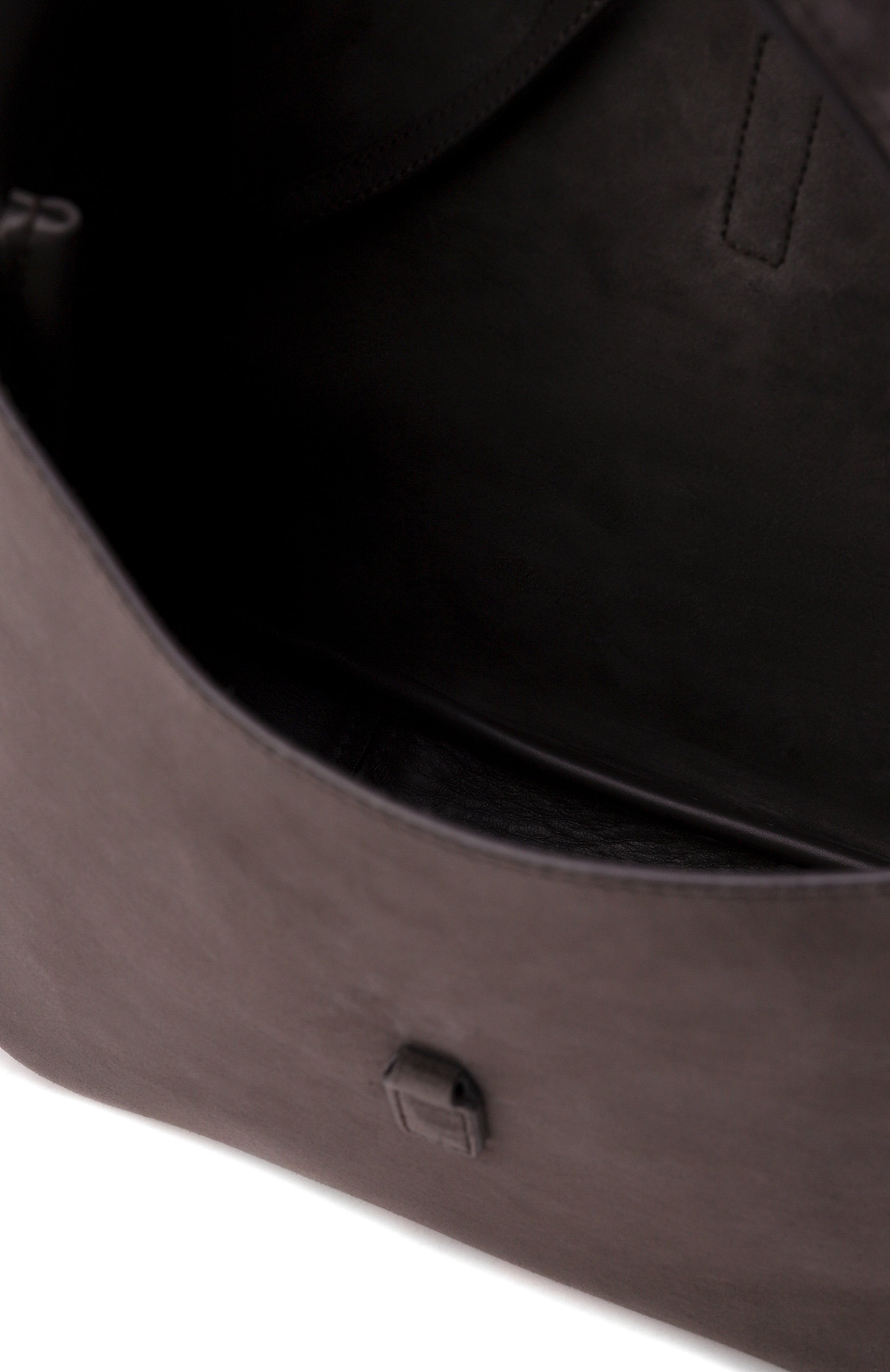 Сумка le 5 à 7 supple small SAINT LAURENT темно-серого цвета по цене 369500 руб., арт. 850533/1U80W, фото 5 Сумка le 5 à 7 supple small SAINT LAURENT, арт. 850533/1U80W, фото 5