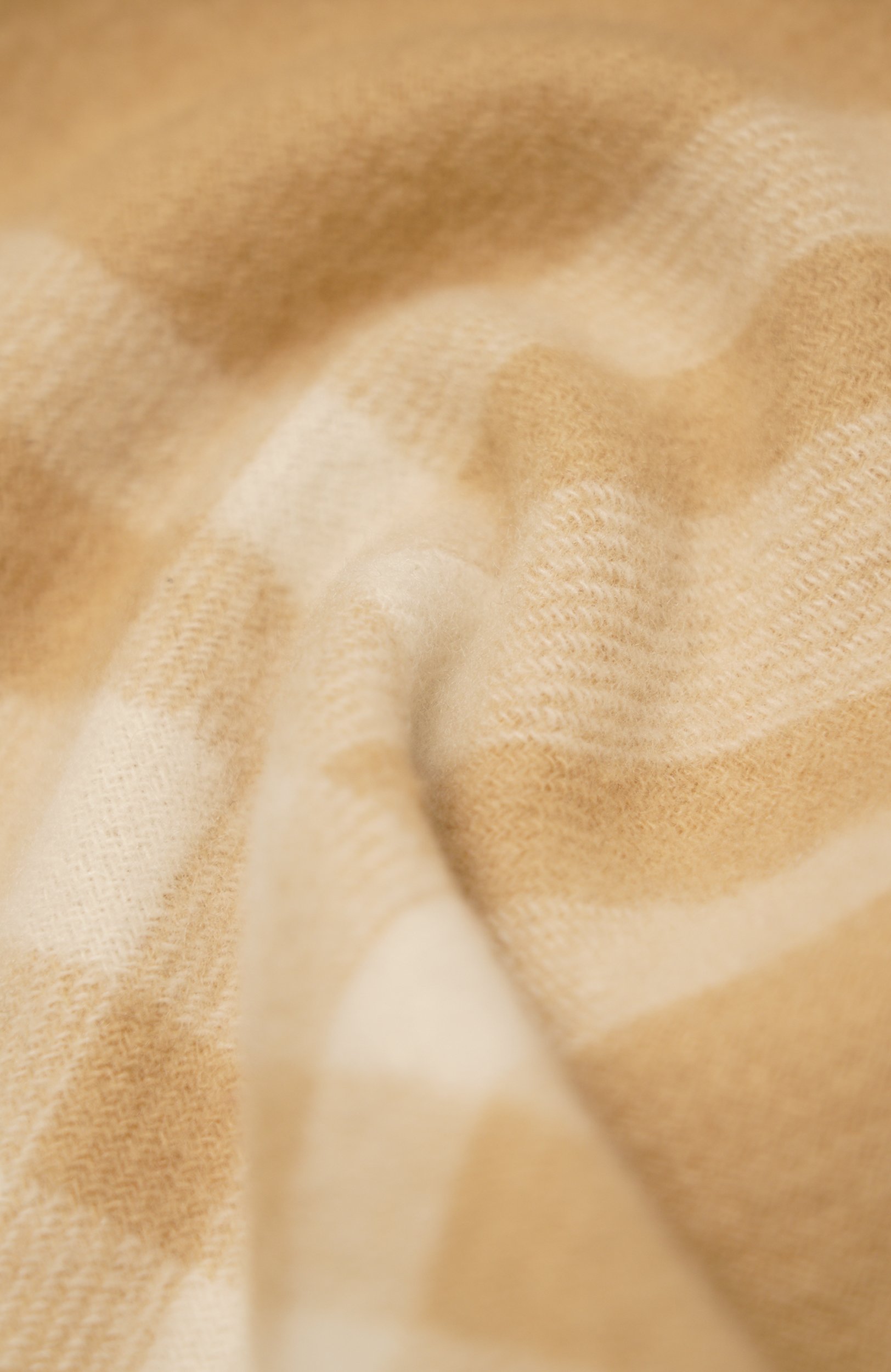Кашемировый шарф BURBERRY бежевого цвета по цене 82400 руб., арт. 8115258, фото 3 Кашемировый шарф BURBERRY, арт. 8115258, фото 3