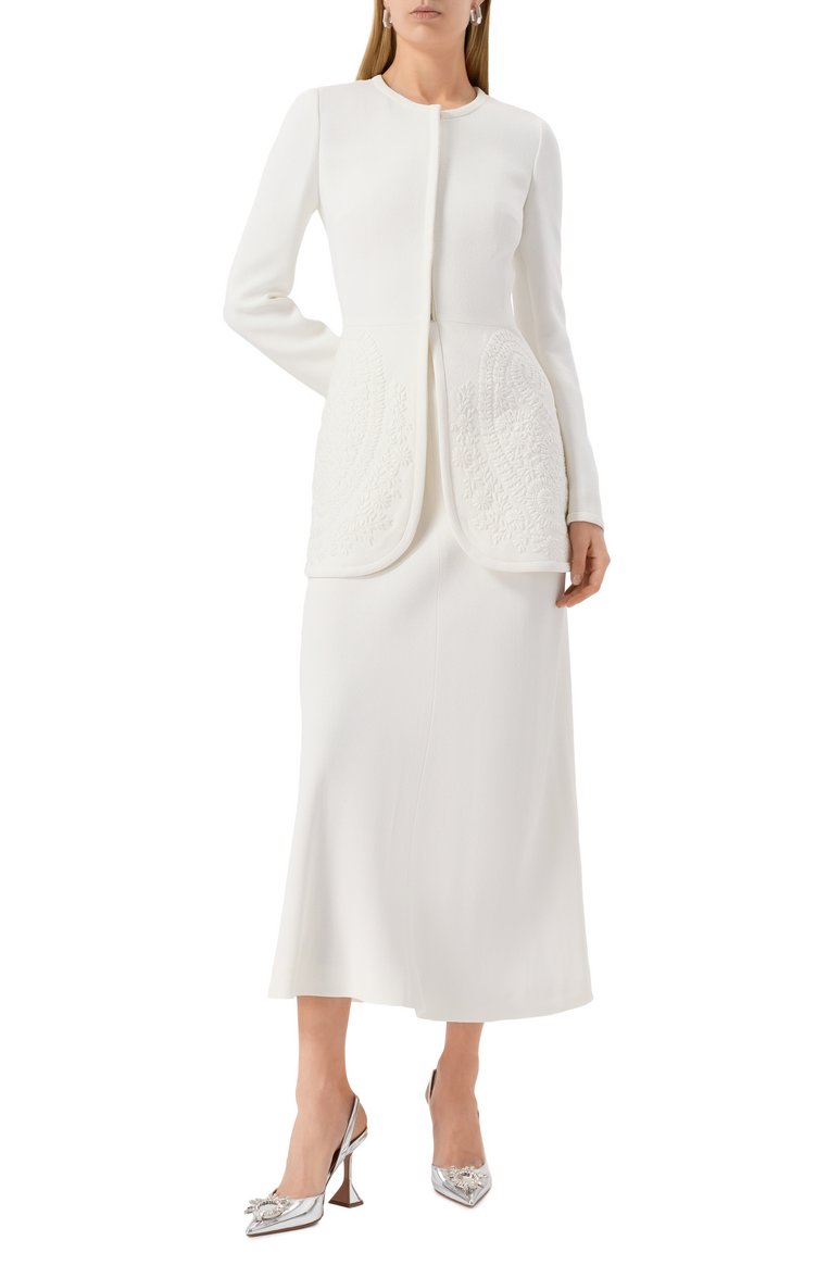Женский жакет из вискозы GIAMBATTISTA VALLI белого цвета, арт. 25SSSVCA6020/91EMB | Фото 2 (Автоматизация ТО: Проставлено; Рукава: Длинные; Автоматизация состава: Проставлено; Материал внешний: Вискоза; Длина (для топов): Удлиненные; Женское Кросс-КТ: Жакет-одежда; Случай: Вечерний; 1-2-бортные: Однобортные; Стили: Классический)
