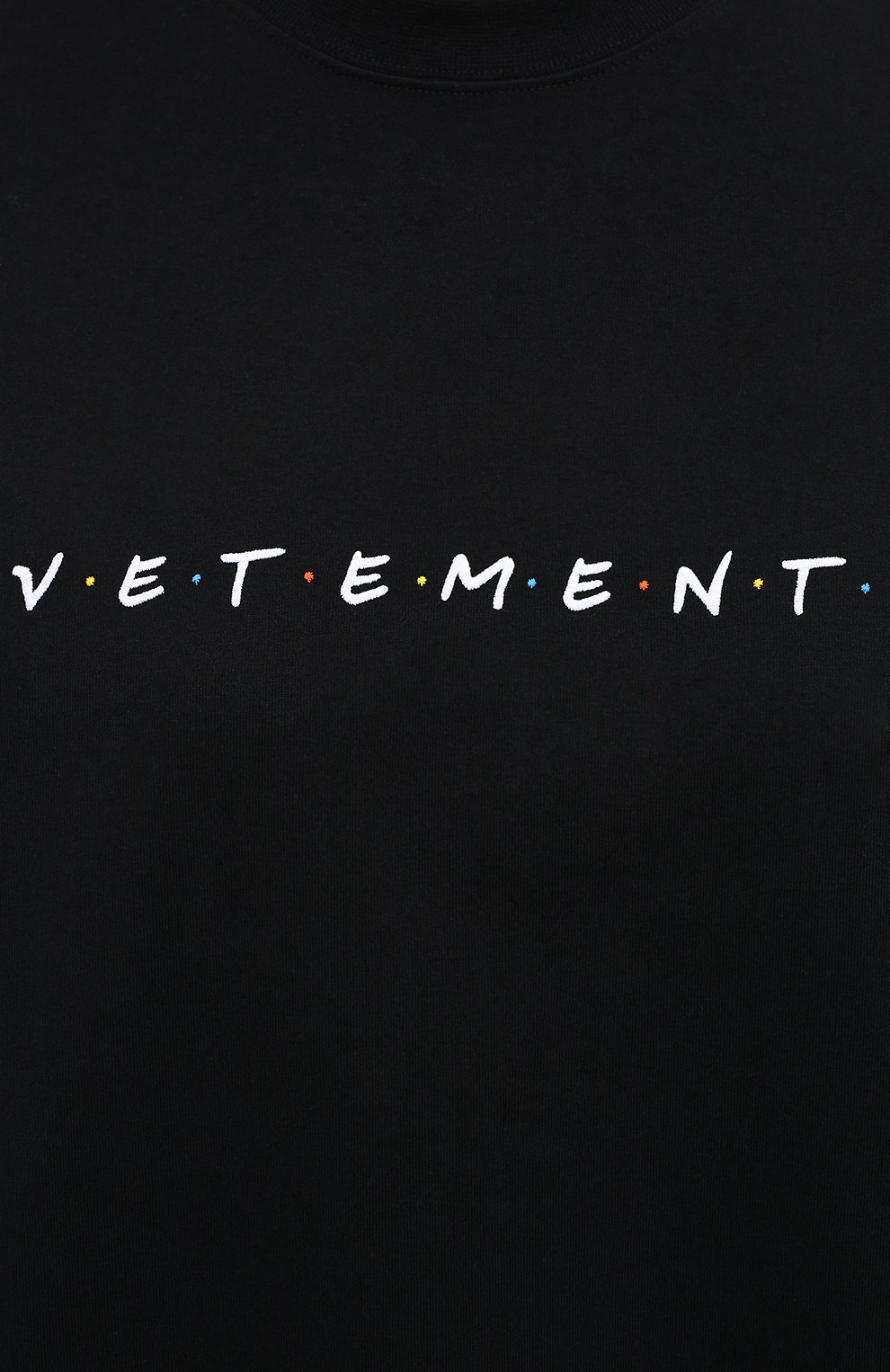 Хлопковая футболка VETEMENTS черного цвета по цене 29950 руб., арт. UE51TR340B 1611/W, фото 5 Хлопковая футболка VETEMENTS, арт. UE51TR340B 1611/W, фото 5