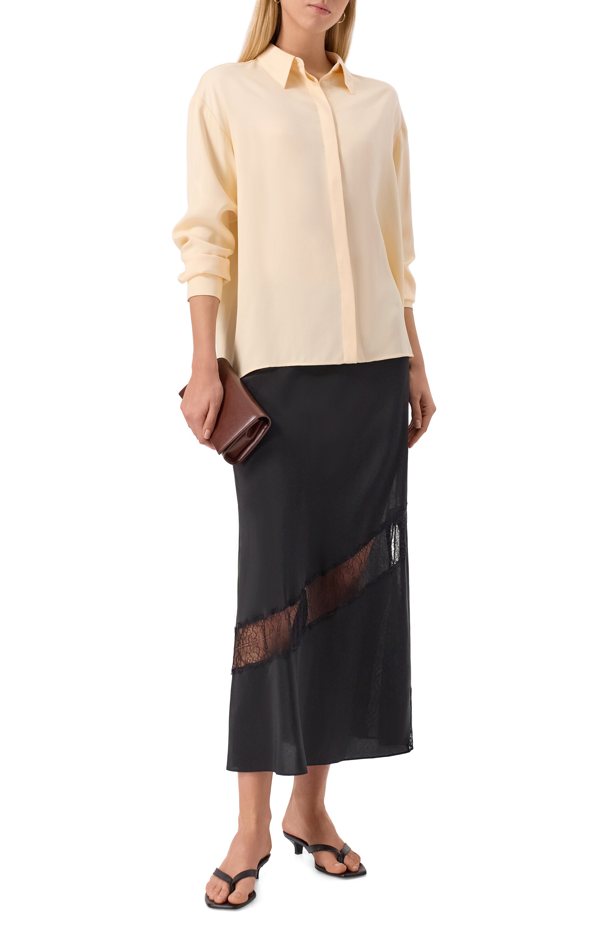 Блузка из вискозы SEVEN LAB кремового цвета по цене 18900 руб., арт. 225-S-W-15-11-024, фото 2 Блузка из вискозы SEVEN LAB, арт. 225-S-W-15-11-024, фото 2