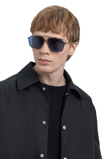 Солнцезащитные очки DOLCE & GABBANA темно-синего цвета по цене 49950 руб., арт. 0DG2303, фото 2 Солнцезащитные очки DOLCE & GABBANA, арт. 0DG2303, фото 2