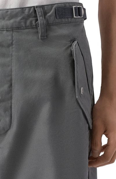 Хлопковые брюки DSQUARED2 серого цвета по цене 83600 руб., арт. S74KB1170/S41794, фото 5 Хлопковые брюки DSQUARED2, арт. S74KB1170/S41794, фото 5