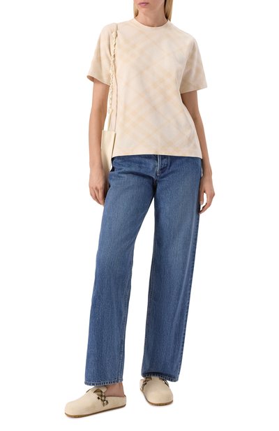 Замшевые сабо urchin BURBERRY кремового цвета по цене 77900 руб., арт. 8106114, фото 2 Замшевые сабо urchin BURBERRY, арт. 8106114, фото 2