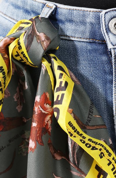 Джинсы OFF-WHITE голубого цвета по цене 67100 руб., арт. 0WYA003E19E950778700, фото 5 Джинсы OFF-WHITE, арт. 0WYA003E19E950778700, фото 5