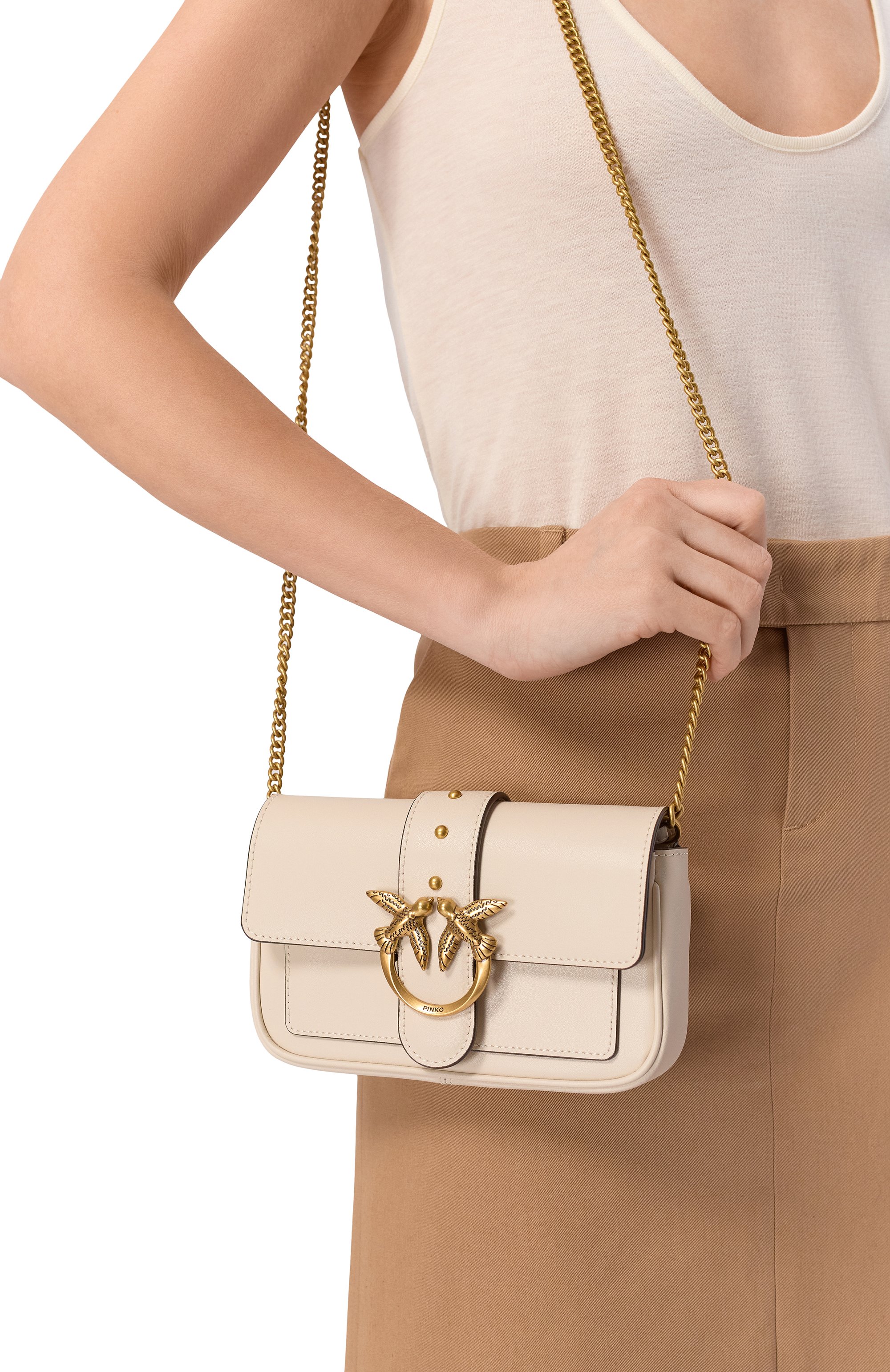 Сумка love one PINKO кремового цвета по цене 28950 руб., арт. 100061/A0F1, фото 2 Сумка love one PINKO, арт. 100061/A0F1, фото 2