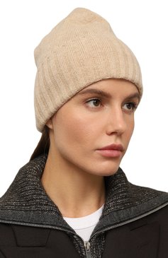 Женская кашемировая шапка NOT SHY бежевого цвета, арт. 4301030C | Фото 2 (Материал: Текстиль, Кашемир, Шерсть; Материал сплава: Проставлено; Нос: Не проставлено)
