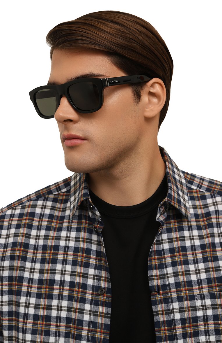 Мужские солнцезащитные очки GUCCI �черного цвета, арт. GG1509S 001 | Фото 2 (Региональные ограничения белый список (Axapta Mercury): Не проставлено; Нос: Не проставлено; Кросс-КТ: С/з-мужское; Тип очков: С/з; Материал: Пластик; Оптика Гендер: оптика-мужское; Очки форма: Квадратные)