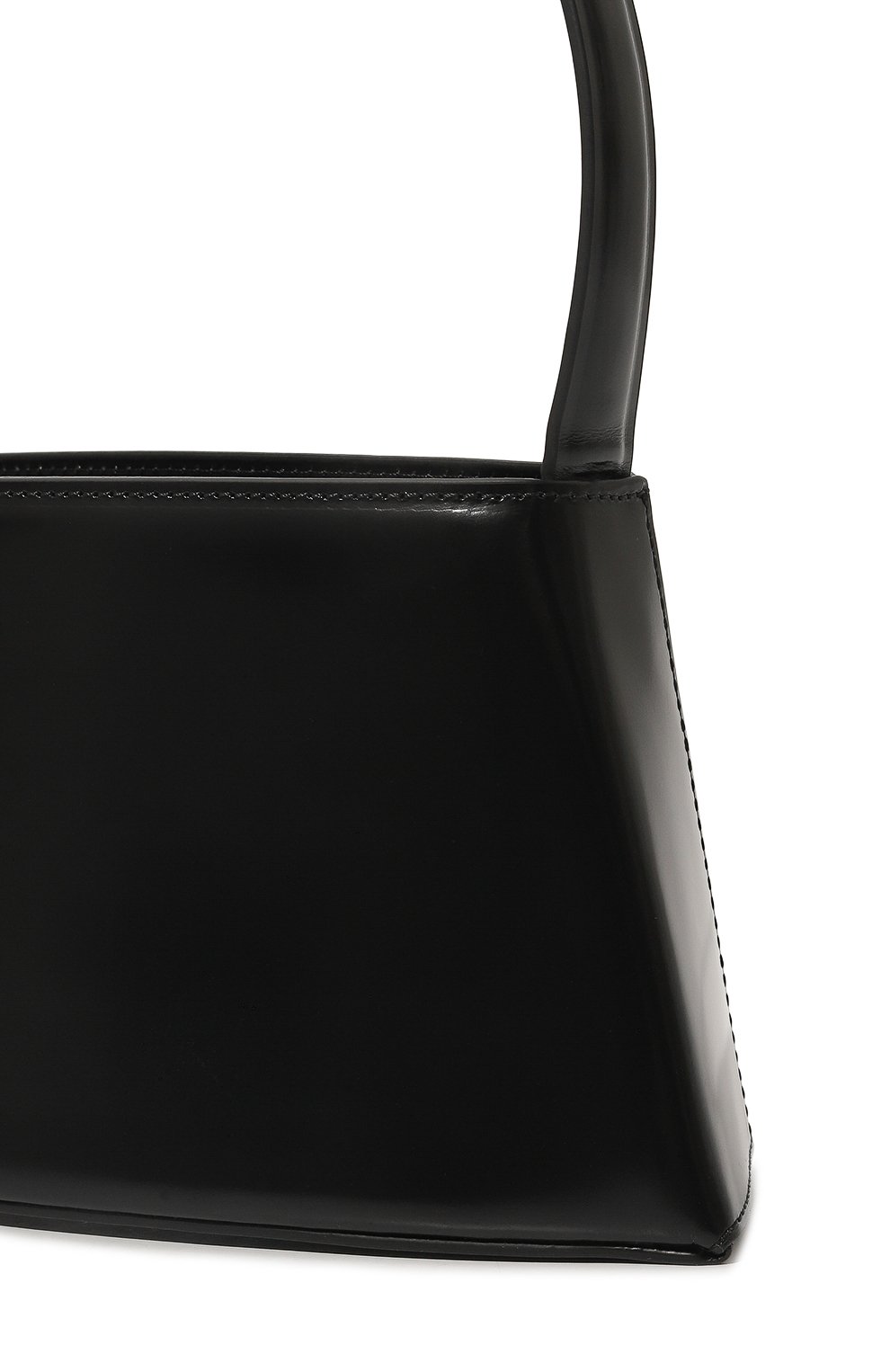 Сумка LOW CLASSIC черного цвета по цене 69200 руб., арт. L0W23FC_BA020_BK, фото 3 Сумка LOW CLASSIC, арт. L0W23FC_BA020_BK, фото 3