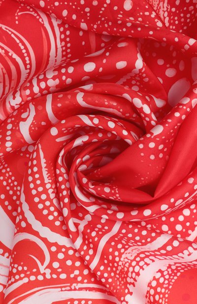 Шелковый платок scarlet LEFFERS красного цвета по цене 41480 руб., арт. 41.52.3.17.13, фото 3 Шелковый платок scarlet LEFFERS, арт. 41.52.3.17.13, фото 3