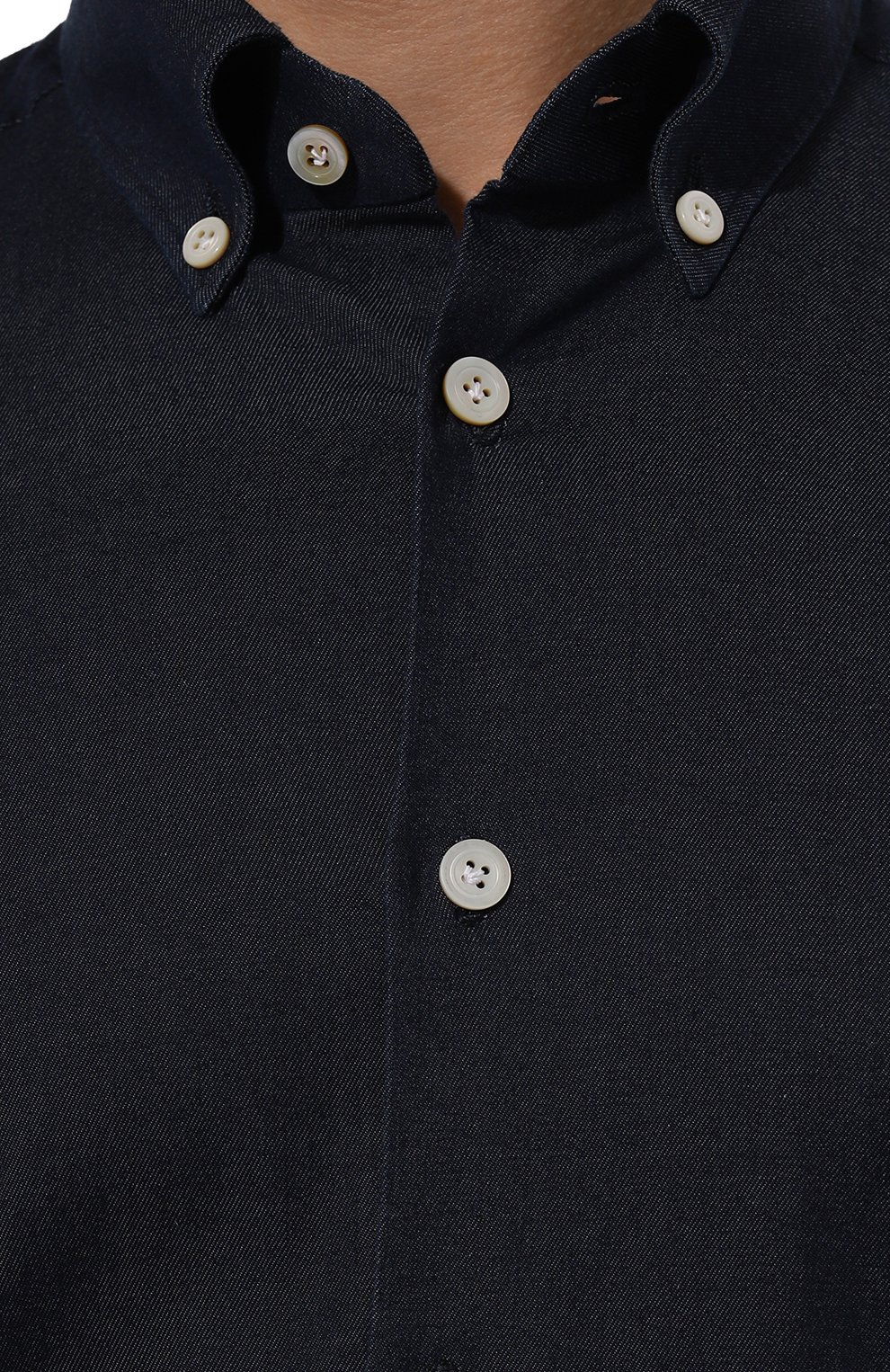 Джинсовая рубашка KITON темно-синего цвета по цене 59950 руб., арт. UCIH0904201, фото 5 Джинсовая рубашка KITON, арт. UCIH0904201, фото 5