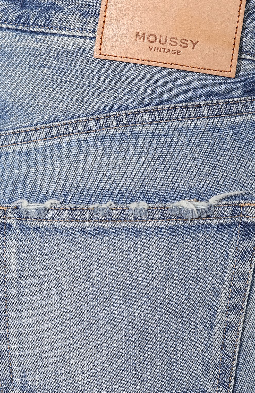 Джинсы с потертостями MOUSSY голубого цвета по цене 22900 руб., арт. 025CSC11-2260, фото 5 Джинсы с потертостями MOUSSY, арт. 025CSC11-2260, фото 5