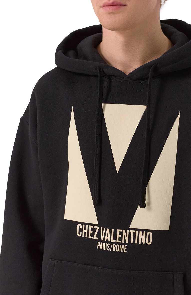Мужской хлопковое худи VALENTINO черного цвета, арт. 6V3MF28NAQA | Фото 5 (Материал внешний: Хлопок; Длина (для топов): Удлиненные; Рукава: Длинные; Принт: С принтом; Мужское Кросс-КТ: Худи-одежда; Стили: Кэжуэл; Автоматизация состава: Проставлено; Автоматизация ТО: Проставлено)