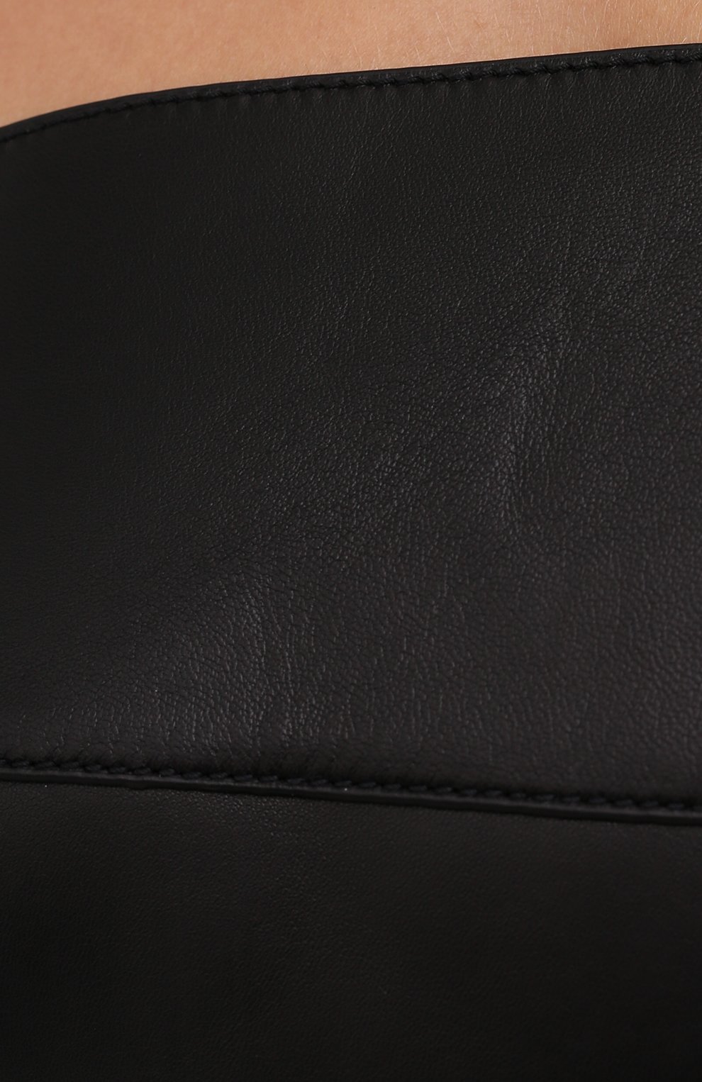 Кожаный топ LOEWE черного цвета по цене 104500 руб., арт. S855Y20L03, фото 5 Кожаный топ LOEWE, арт. S855Y20L03, фото 5