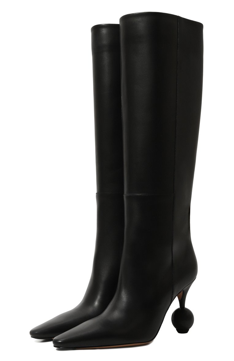 Женские кожаные сапоги les bottes bisou JACQUEMUS черного цвета, арт. 24H243F0150/4323 | Фото 1 (Материал внешний: Натуральная кожа; Подошва: Плоская; Каблук высота: Высокий; Материал внутренний: Натуральная кожа; Высота голенища: Средние; Каблук тип: Фигурный; Материал утеплителя: Без утеплителя)