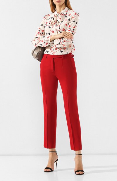 Брюки со стрелками REDVALENTINO красного цвета по цене 32850 руб., арт. SR3RBB10/2EU, фото 2 Брюки со стрелками REDVALENTINO, арт. SR3RBB10/2EU, фото 2