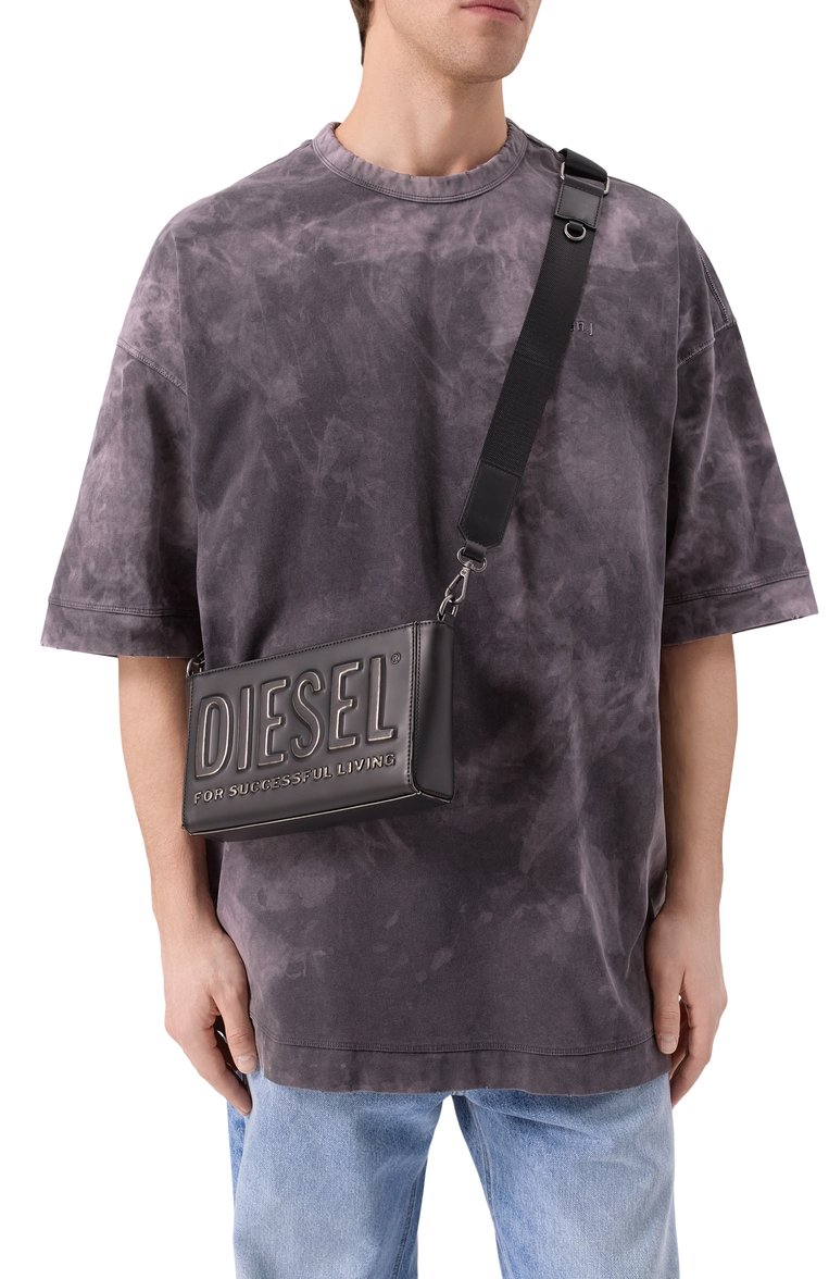 Мужская сумка dsl 3d camera bag x DIESEL черного цвета, арт. X10235/P8078 | Фото 2 (Материал: Экокожа; Ремень/цепочка: На ремешке; Размер: medium)