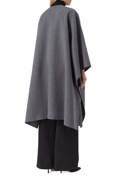 Пончо из шерсти и кашемира VALENTINO серого цвета по цене 539500 руб., арт. 5B3CG4728MA, фото 4 Пончо из шерсти и кашемира VALENTINO, арт. 5B3CG4728MA, фото 4