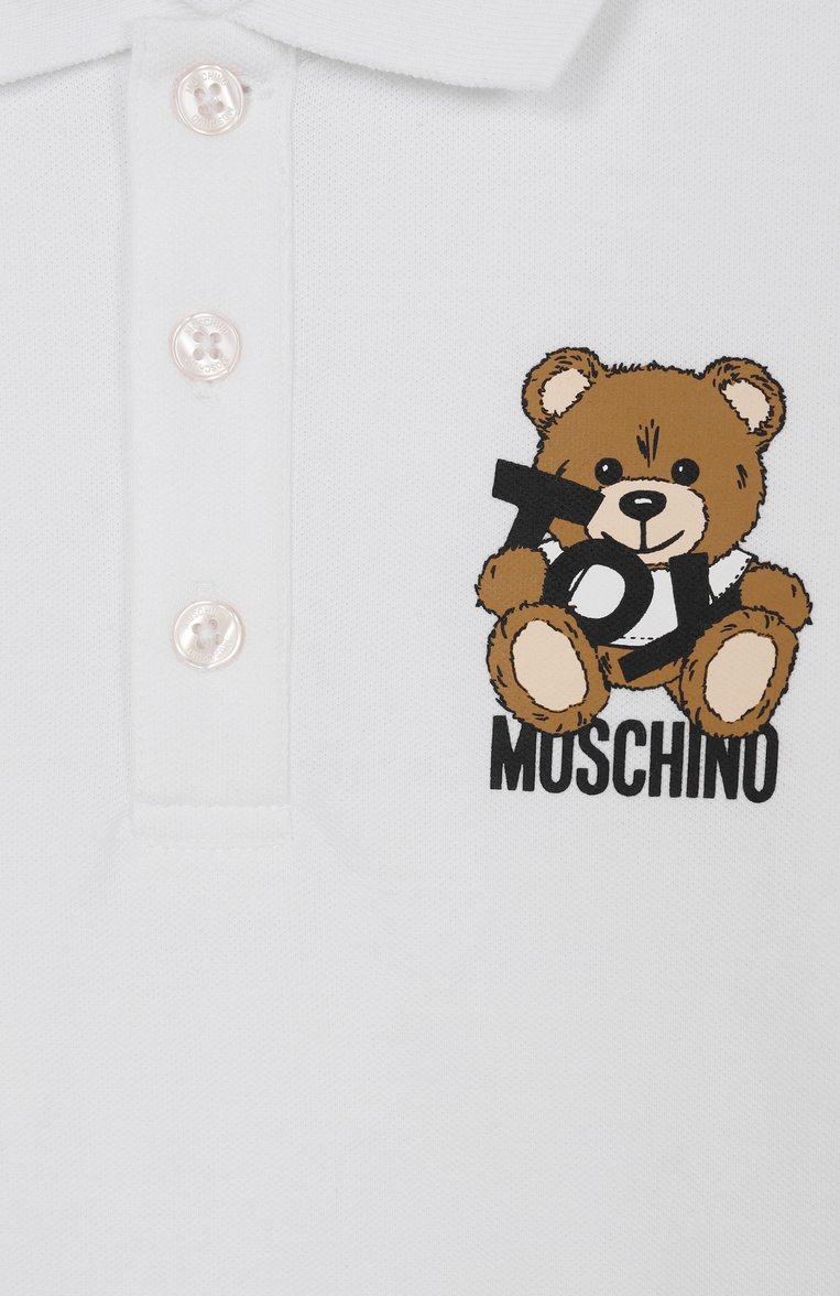 Детское хлопковое поло MOSCHINO белого цвета, арт. HRM03Y/LFA01/4-8 | Фото 3 (Рукава: Короткие; Материал внешний: Хлопок; Тематический товар: Teddy Bear; Автоматизация состава: Проставлено; Автоматизация ТО: Проставлено; Ростовка одежда: 4 года | 104 см, 5 лет | 110 см, 6 лет | 116 см, 8 лет | 128 см)