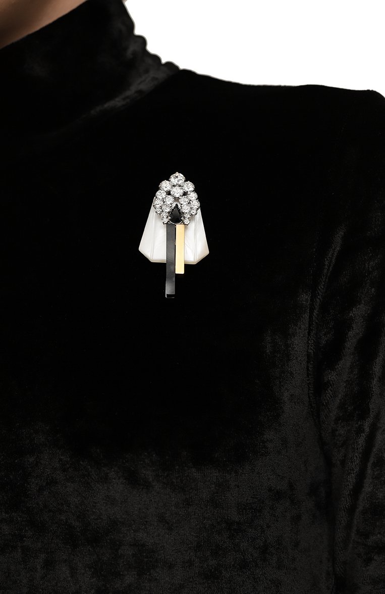 Женская брошь MAISON MARGIELA черно-белого цвета, арт. SM1VK0038 P6479 | Фото 2 (Нос: Не проставлено; Региональные ограничения белый список (Axapta Mercury): Не проставлено; Материал: Металл)