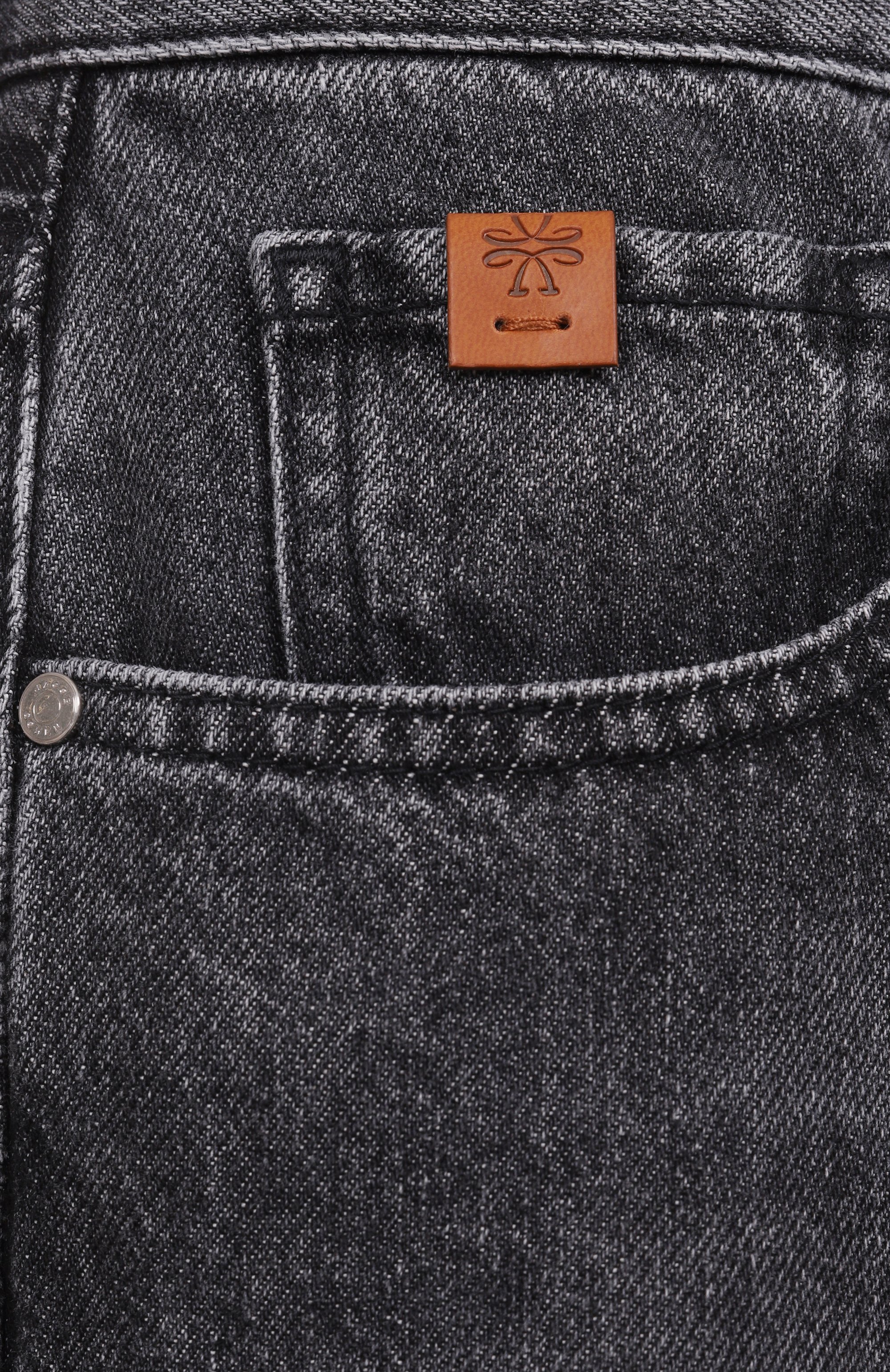 Джинсы JACOB COHEN черного цвета по цене 57650 руб., арт. 25E P/JDM_Q0039 001 T733A V1, фото 6 Джинсы JACOB COHEN, арт. 25E P/JDM_Q0039 001 T733A V1, фото 6