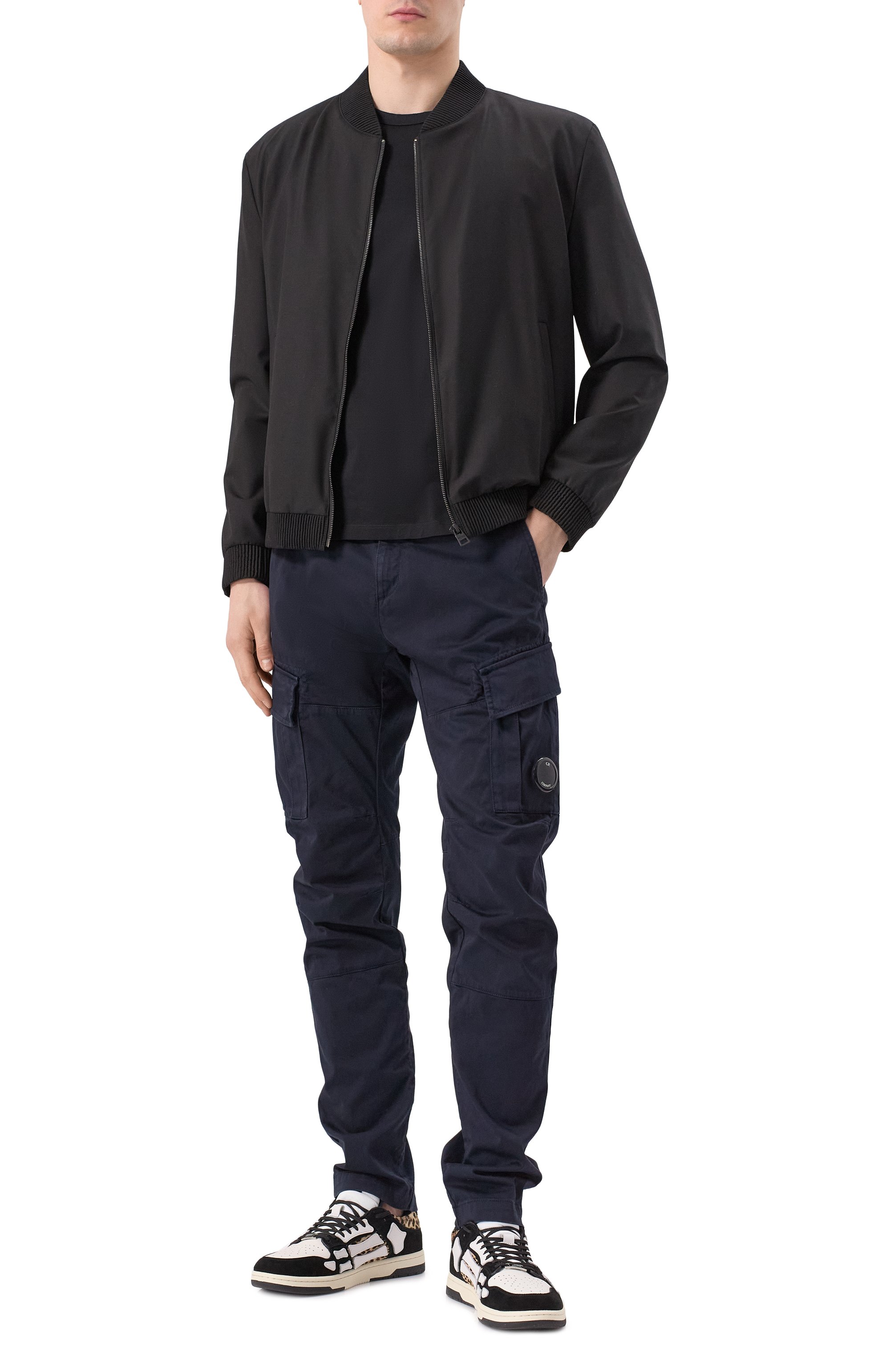 Хлопковая футболка C.P. COMPANY черного цвета по цене 18500 руб., арт. 18CLTS049A006370W, фото 2 Хлопковая футболка C.P. COMPANY, арт. 18CLTS049A006370W, фото 2