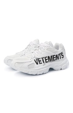 Женские текстильные кроссов�ки vetements x reebok spike runner 200 VETEMENTS белого цвета, арт. UE51SN200W 1385/W | Фото 1 (Материал внешний: Текстиль; Подошва: Платформа; Материал сплава: Проставлено; Материал утеплителя: Без утеплителя; Материал внутренний: Текстиль; Драгоценные камни: Проставлено; Стили: Кэжуэл)