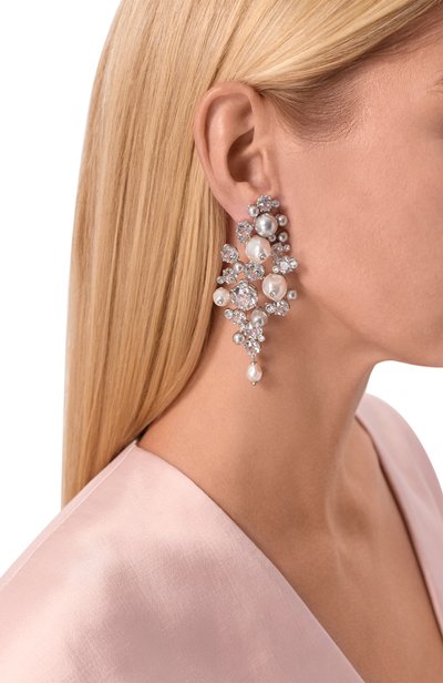 Клипсы constella SWAROVSKI серебряного цвета по цене 43100 руб., арт. 5722498, фото 4 Клипсы constella SWAROVSKI, арт. 5722498, фото 4