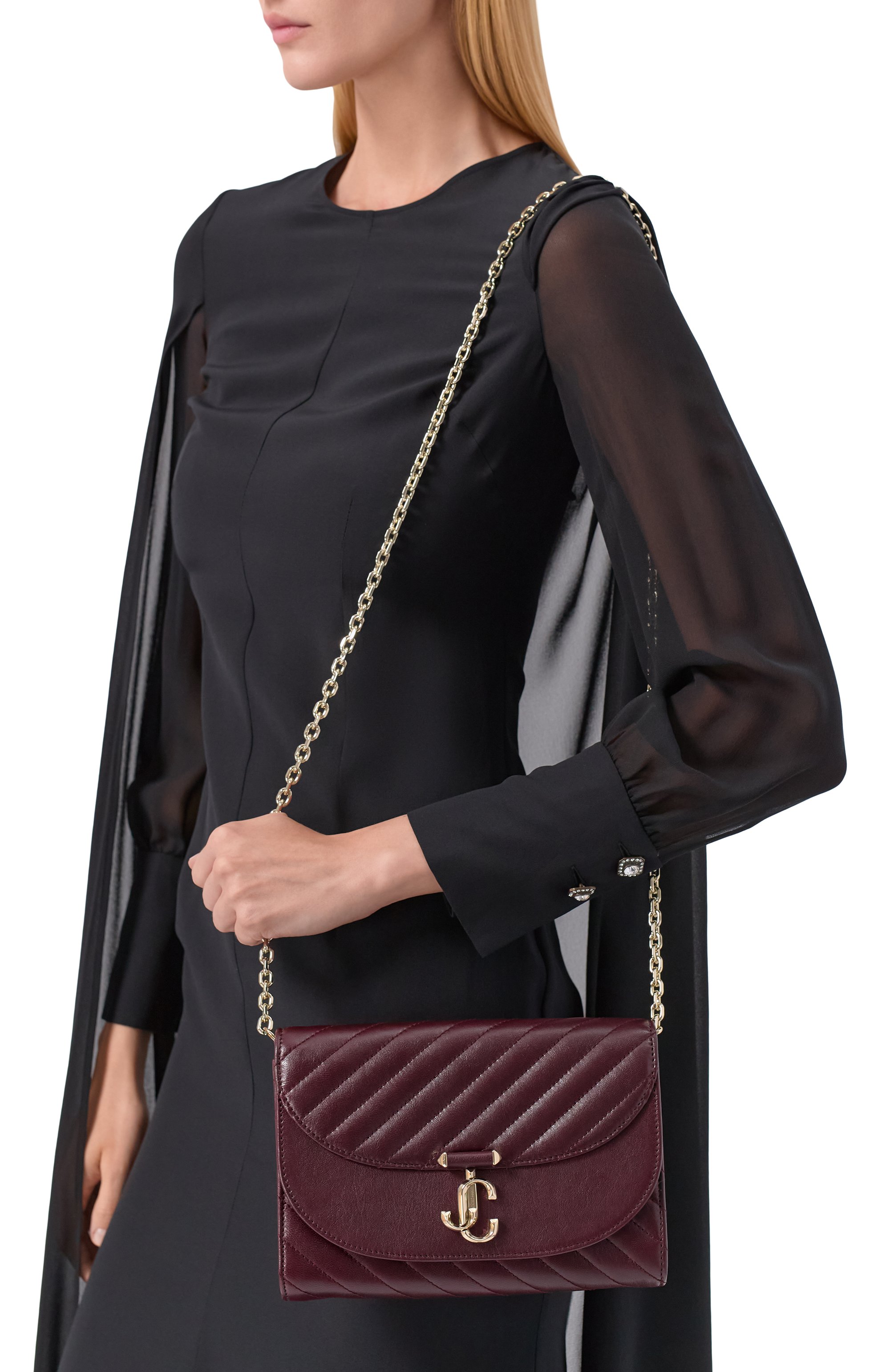 Клатч curve JIMMY CHOO темно-бордового цвета по цене 153500 руб., арт. AVNCURVECLUTCHHBU, фото 2 Клатч curve JIMMY CHOO, арт. AVNCURVECLUTCHHBU, фото 2