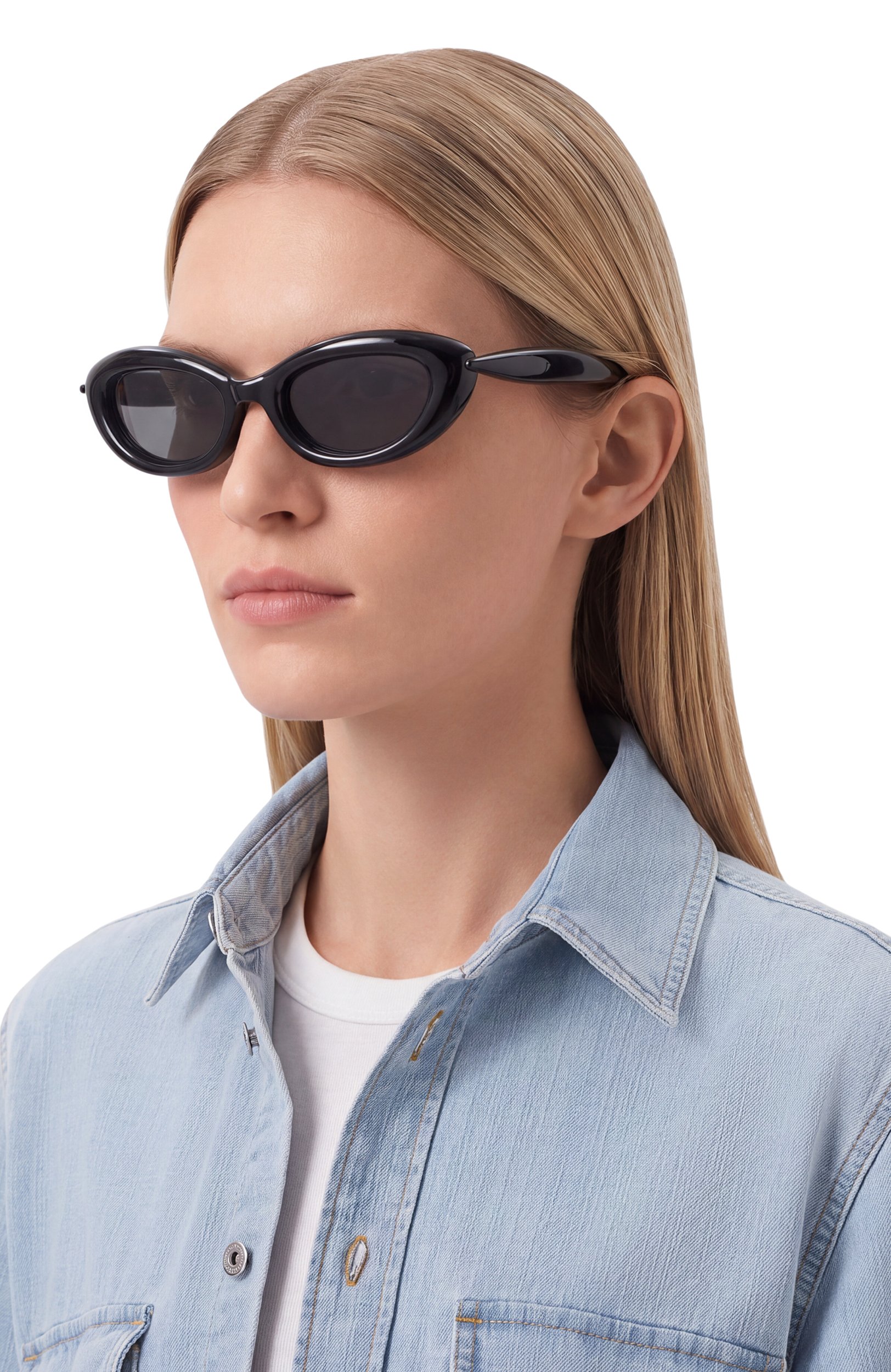 Солнцезащитные очки BOTTEGA VENETA черного цвета по цене 46450 руб., арт. A002DP/VBL80, фото 2 Солнцезащитные очки BOTTEGA VENETA, арт. A002DP/VBL80, фото 2