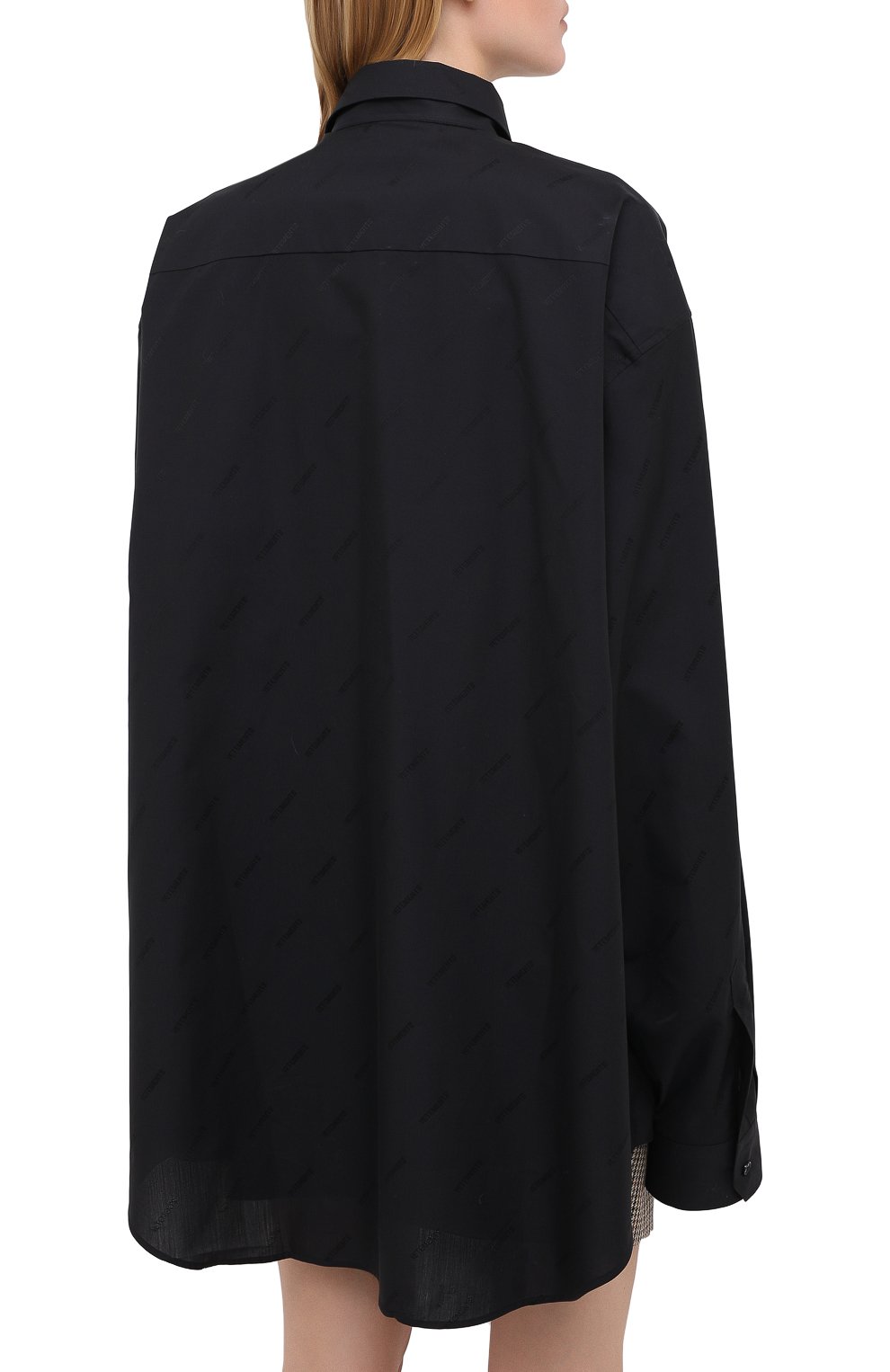 Хлопковая рубашка VETEMENTS черного цвета по цене 57550 руб., арт. UAH21SH143 1006/W, фото 4 Хлопковая рубашка VETEMENTS, арт. UAH21SH143 1006/W, фото 4