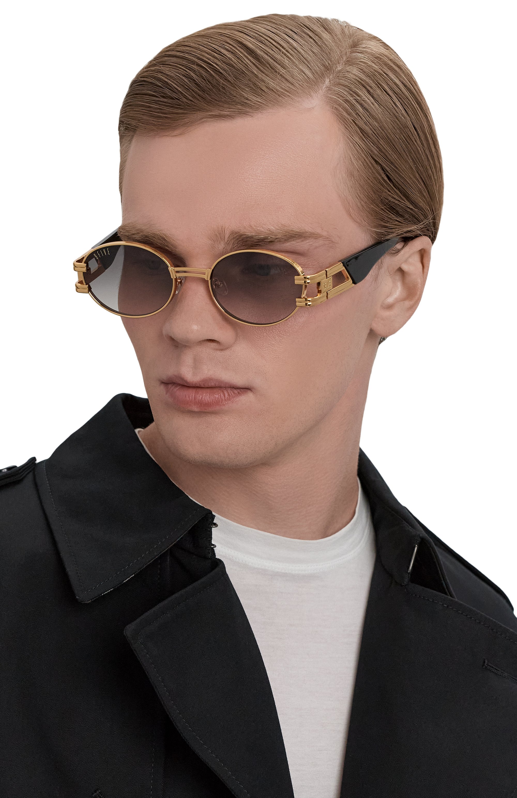 Солнцезащитные очки 9FIVE черного цвета по цене 32100 руб., арт. ST JAMES-BLACK & G0LD / GRADIENT, фото 2 Солнцезащитные очки 9FIVE, арт. ST JAMES-BLACK & G0LD / GRADIENT, фото 2