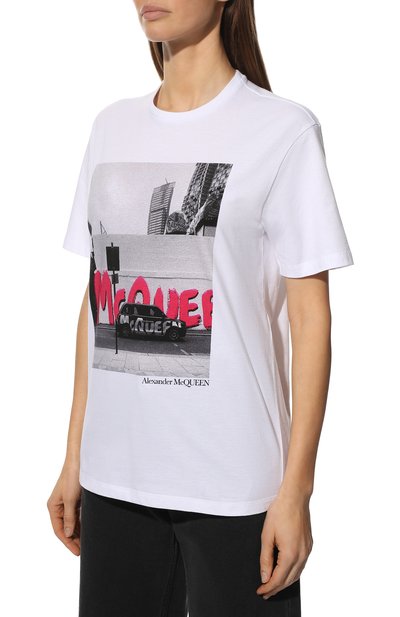 Хлопковая футболка ALEXANDER MCQUEEN белого цвета по цене 34950 руб., арт. 701263/QZAFS, фото 3 Хлопковая футболка ALEXANDER MCQUEEN, арт. 701263/QZAFS, фото 3