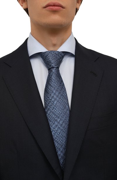 Шелковый галстук KITON голубого цвета по цене 29950 руб., арт. UCRVKPC01L3101, фото 2 Шелковый галстук KITON, арт. UCRVKPC01L3101, фото 2