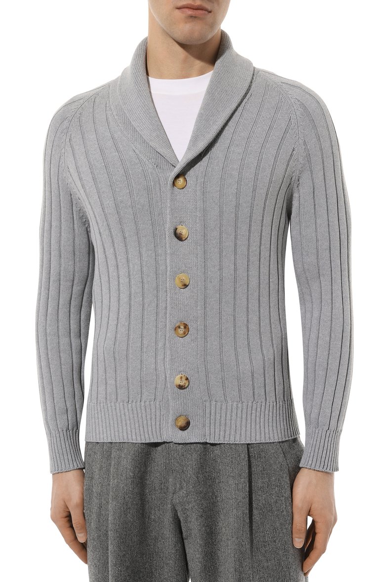 Мужской хлопковый кардиган BRUNELLO CUCINELLI серого цвета, арт. M2870B2303 | Фото 3 (Рукава: Длинные; Длина (для топов): Стандартные; Материал внешний: Хлопок; Мужское Кросс-КТ: Кардиган-одежда; Стили: Кэжуэл; Застежка: Пуговицы)