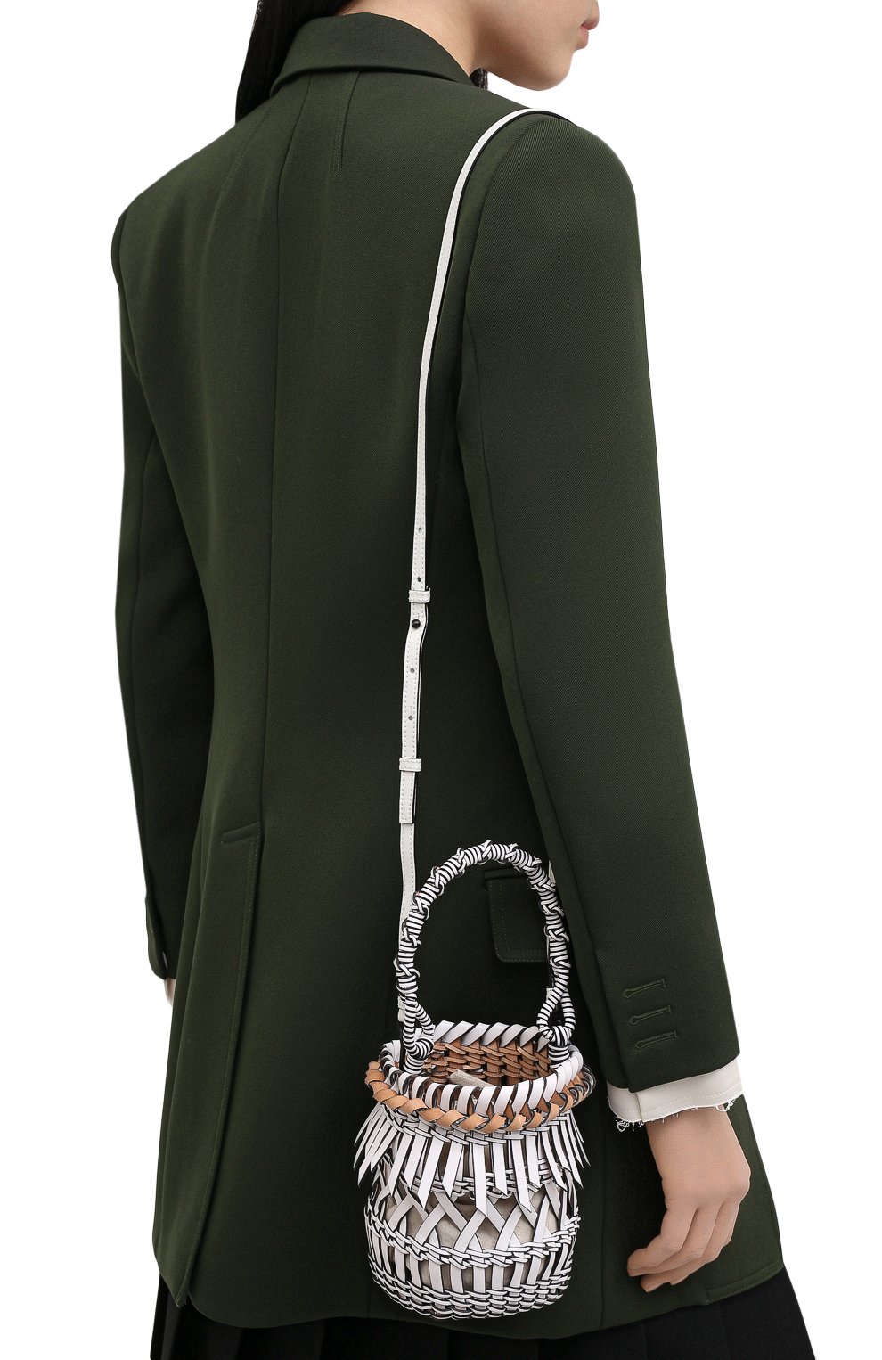 Сумка bucket fringes LOEWE белого цвета по цене 175500 руб., арт. 326.05AC19, фото 5 Сумка bucket fringes LOEWE, арт. 326.05AC19, фото 5