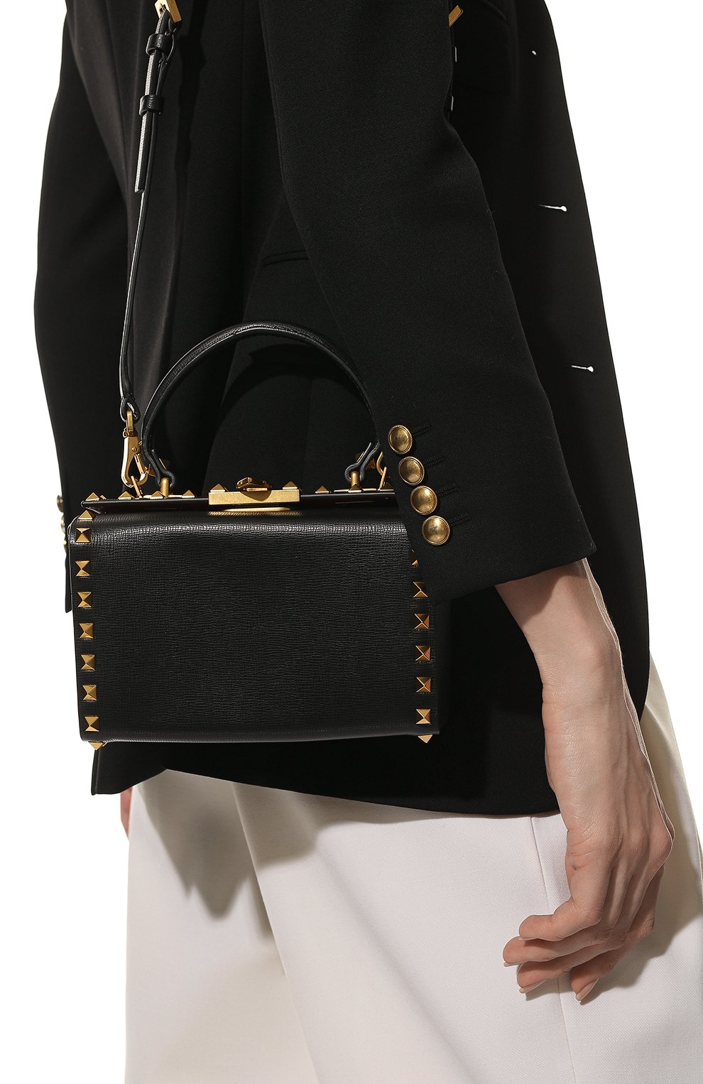 Сумка rockstud alcove VALENTINO черного цвета по цене 287500 руб., арт. WW2B0J73/WAX, фото 6 Сумка rockstud alcove VALENTINO, арт. WW2B0J73/WAX, фото 6