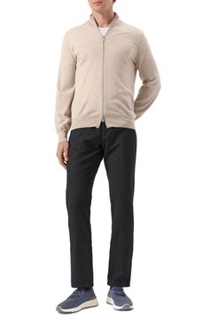 Мужской кардиган из шерсти и кашемира BRUNELLO CUCINELLI бежевого цвета, арт. M2400B2006 | Фото 2 (Рукава: Длинные; Длина (для топов): Стандартные; Материал внешний: Шерсть; Мужское Кросс-КТ: Кардиган-одежда; Стили: Кэжуэл; Застежка: Молния)
