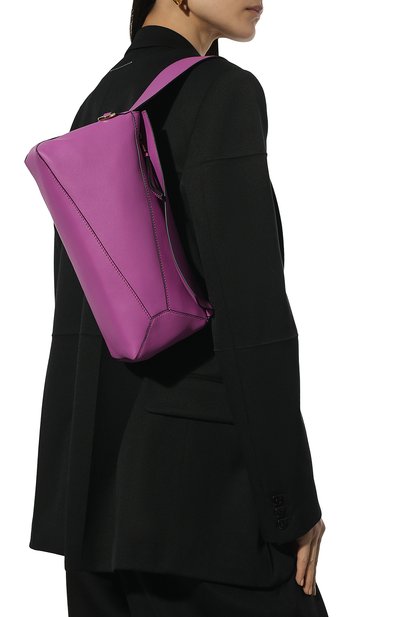 Сумка puzzle hobo LOEWE фуксия цвета по цене 262500 руб., арт. A510J67X01, фото 2 Сумка puzzle hobo LOEWE, арт. A510J67X01, фото 2