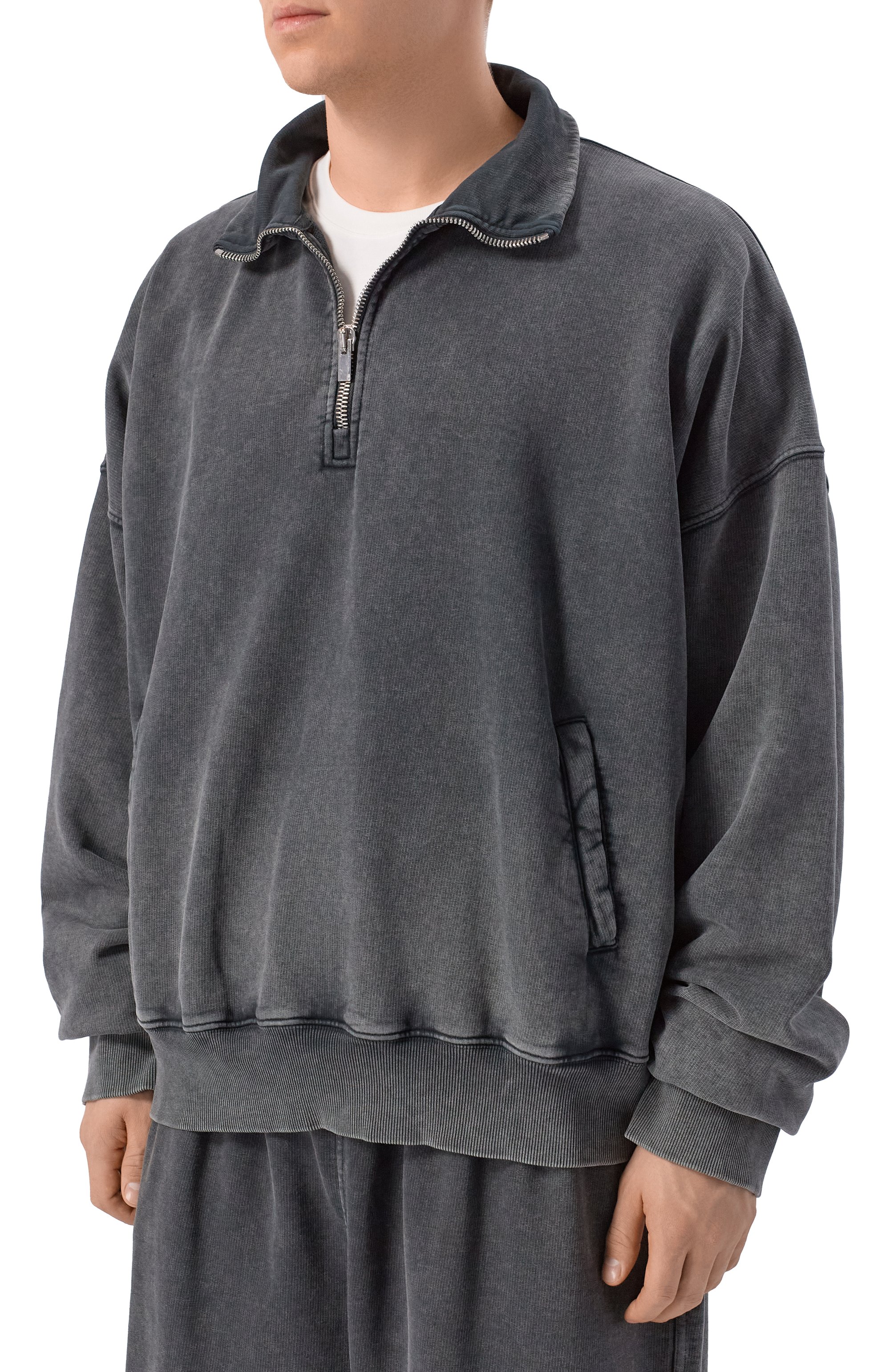 Хлопковый анорак ROADLESS темно-серого цвета по цене 38500 руб., арт. RSS-HZ, фото 3 Хлопковый анорак ROADLESS, арт. RSS-HZ, фото 3