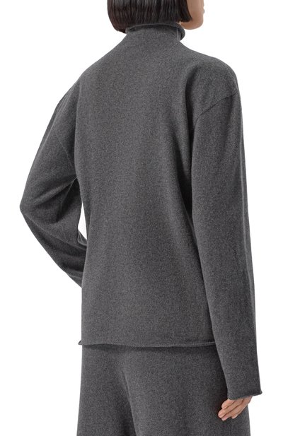 Кашемировый свитер JIL SANDER серого цвета по цене 127000 руб., арт. J40GP0002/J13204, фото 4 Кашемировый свитер JIL SANDER, арт. J40GP0002/J13204, фото 4
