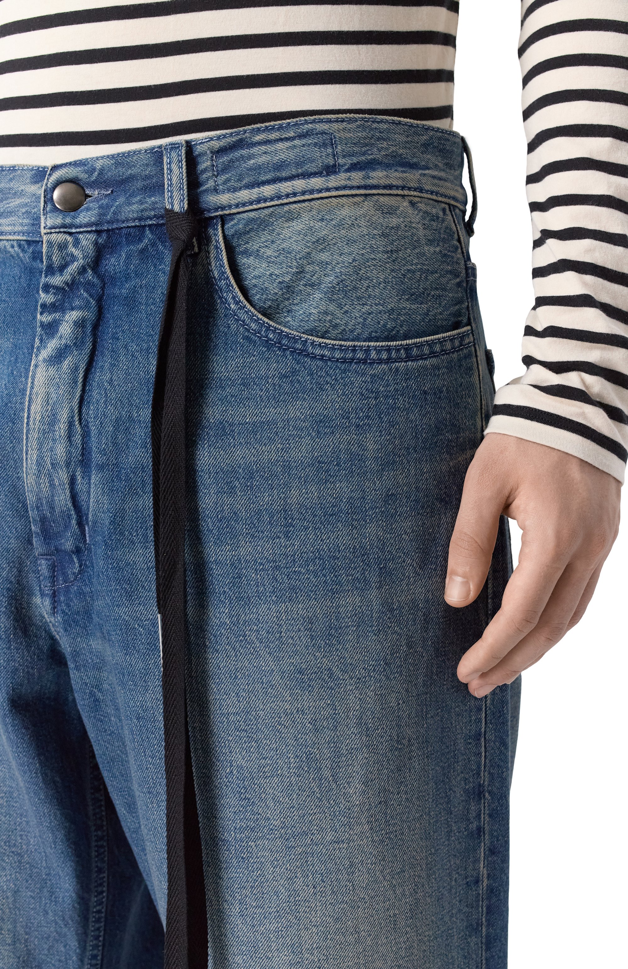 Джинсы ANN DEMEULEMEESTER синего цвета по цене 84550 руб., арт. B0013616/FA720, фото 5 Джинсы ANN DEMEULEMEESTER, арт. B0013616/FA720, фото 5