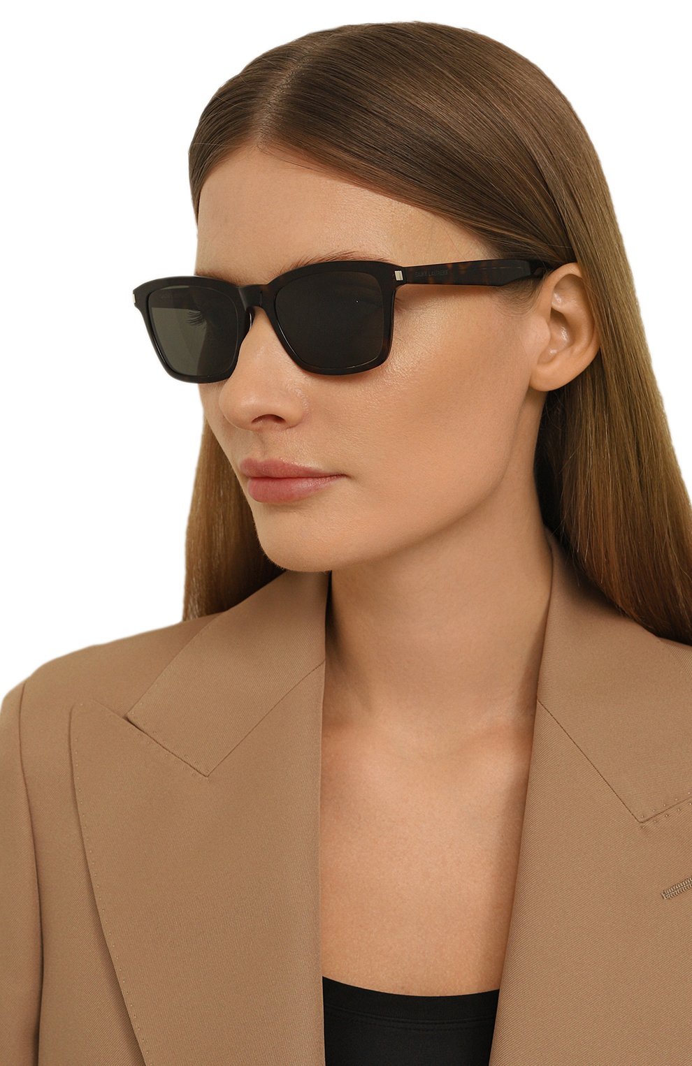 Солнцезащитные очки SAINT LAURENT темно-коричневого цвета по цене 32150 руб., арт. SL 283 SLIM, фото 2 Солнцезащитные очки SAINT LAURENT, арт. SL 283 SLIM, фото 2