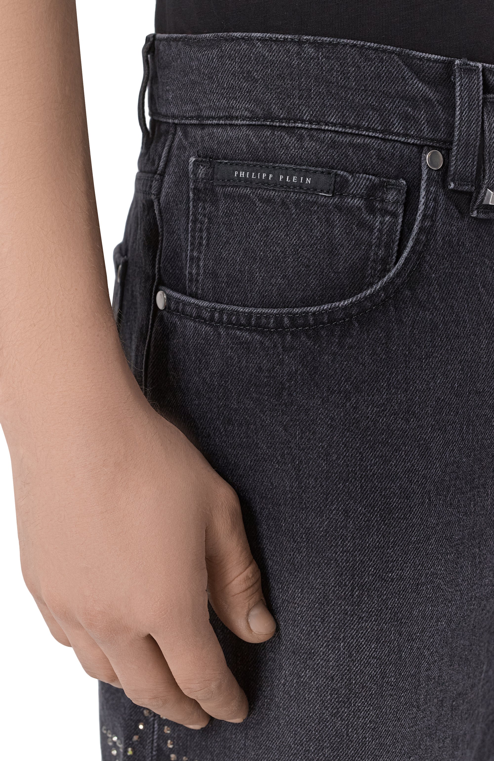 Джинсовые шорты PHILIPP PLEIN темно-серого цвета по цене 95600 руб., арт. SAFC MDT4273 PDE004N, фото 5 Джинсовые шорты PHILIPP PLEIN, арт. SAFC MDT4273 PDE004N, фото 5