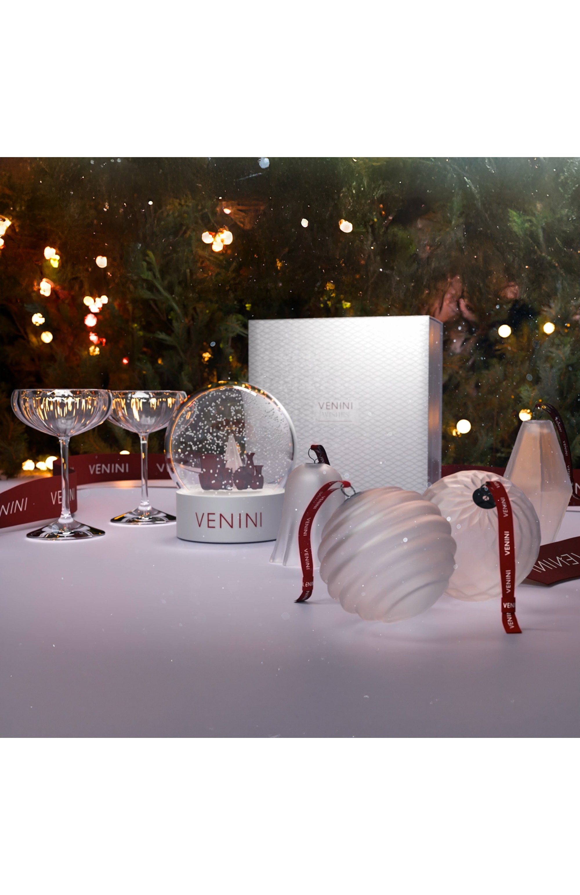 Набор iconic wishes VENINI белого цвета по цене 29950 руб., арт. PZ304521000X0C7, фото 5 Набор iconic wishes VENINI, арт. PZ304521000X0C7, фото 5