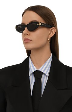 Женские солнцезащитные очки DIOR EYEWEAR черного цвета, арт. CDI0R B1U 10A0 | Фото 2 (Региональные ограничения белый список (Axapta Mercury): Не проставлено; Нос: Не проставлено; Тип очков: С/з; Материал: Пластик; Оптика Гендер: оптика-женское; Очки форма: Cat-eye)