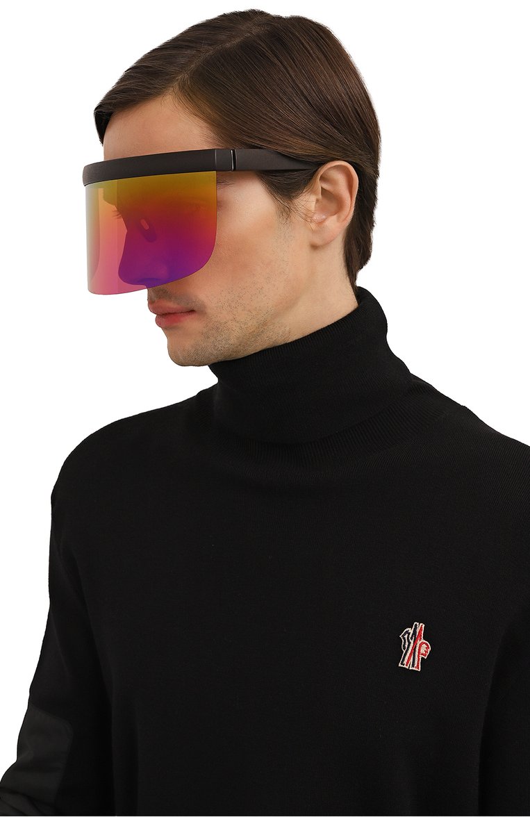 Женские солнцезащитные очки MYKITA красного цвета, арт. DAISUKE/355 | Фото 3 (Нос: Не проставлено; Региональные ограничения белый список (Axapta Mercury): Не проставлено; Кросс-КТ: С/з-унисекс; Материал: Пластик; Тип очков: С/з; Очки форма: Маска; Оптика Гендер: оптика-унисекс)