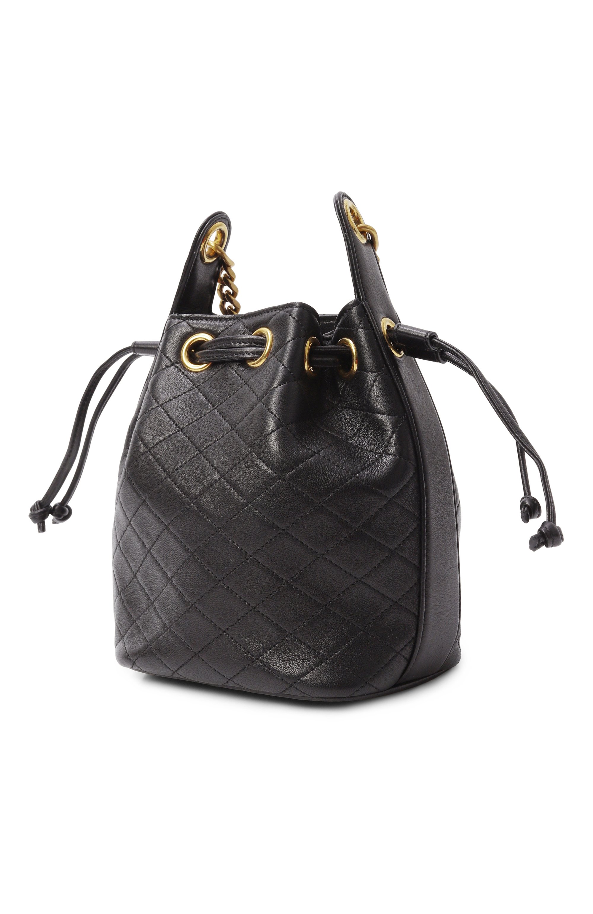 Сумка cassandre SAINT LAURENT черного цвета по цене 299500 руб., арт. 840886/1EL07, фото 4 Сумка cassandre SAINT LAURENT, арт. 840886/1EL07, фото 4