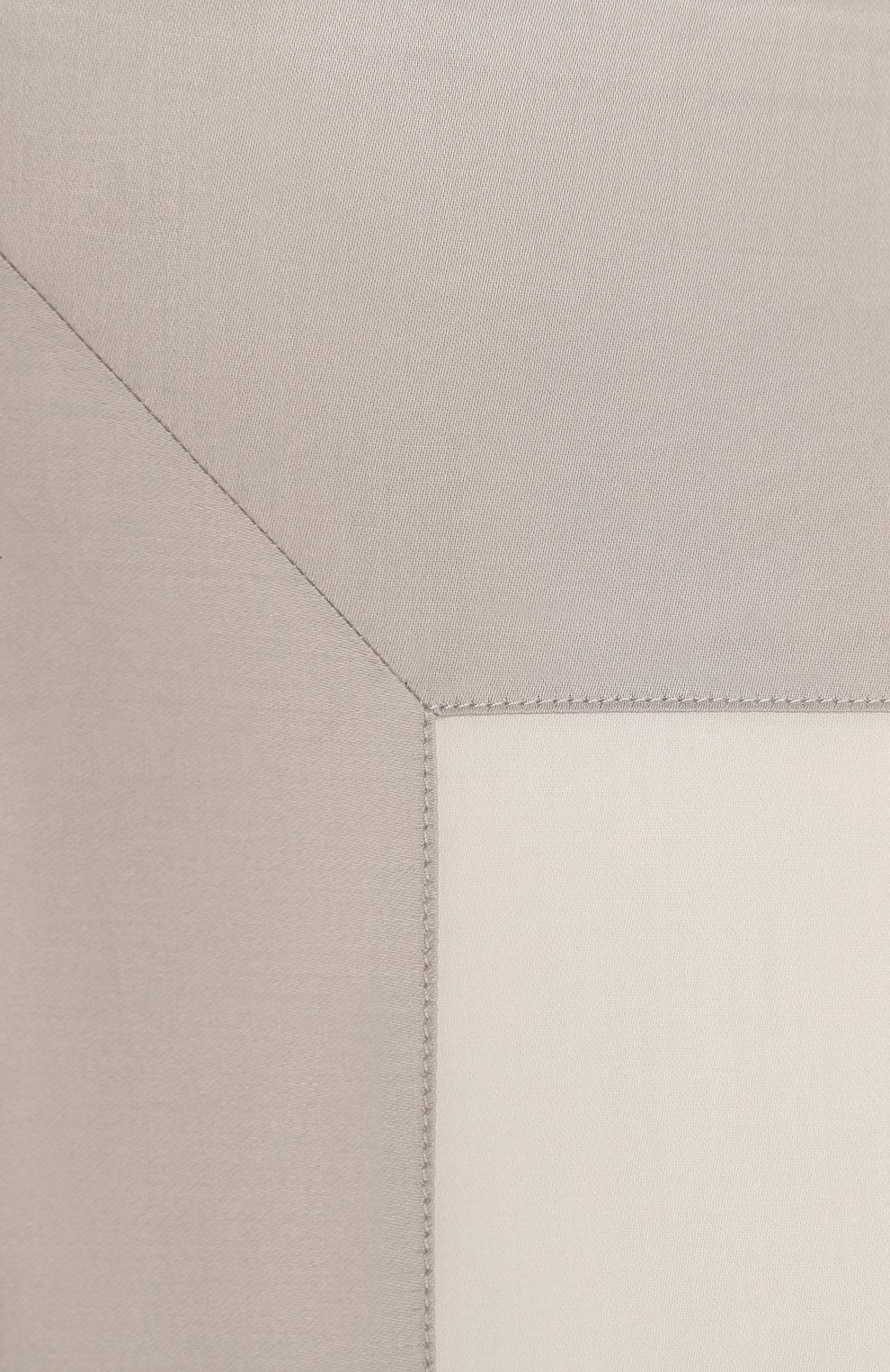 Наволочка bold FRETTE серого цвета по цене 17900 руб., арт. FR6565 E0758 065B, фото 3 Наволочка bold FRETTE, арт. FR6565 E0758 065B, фото 3