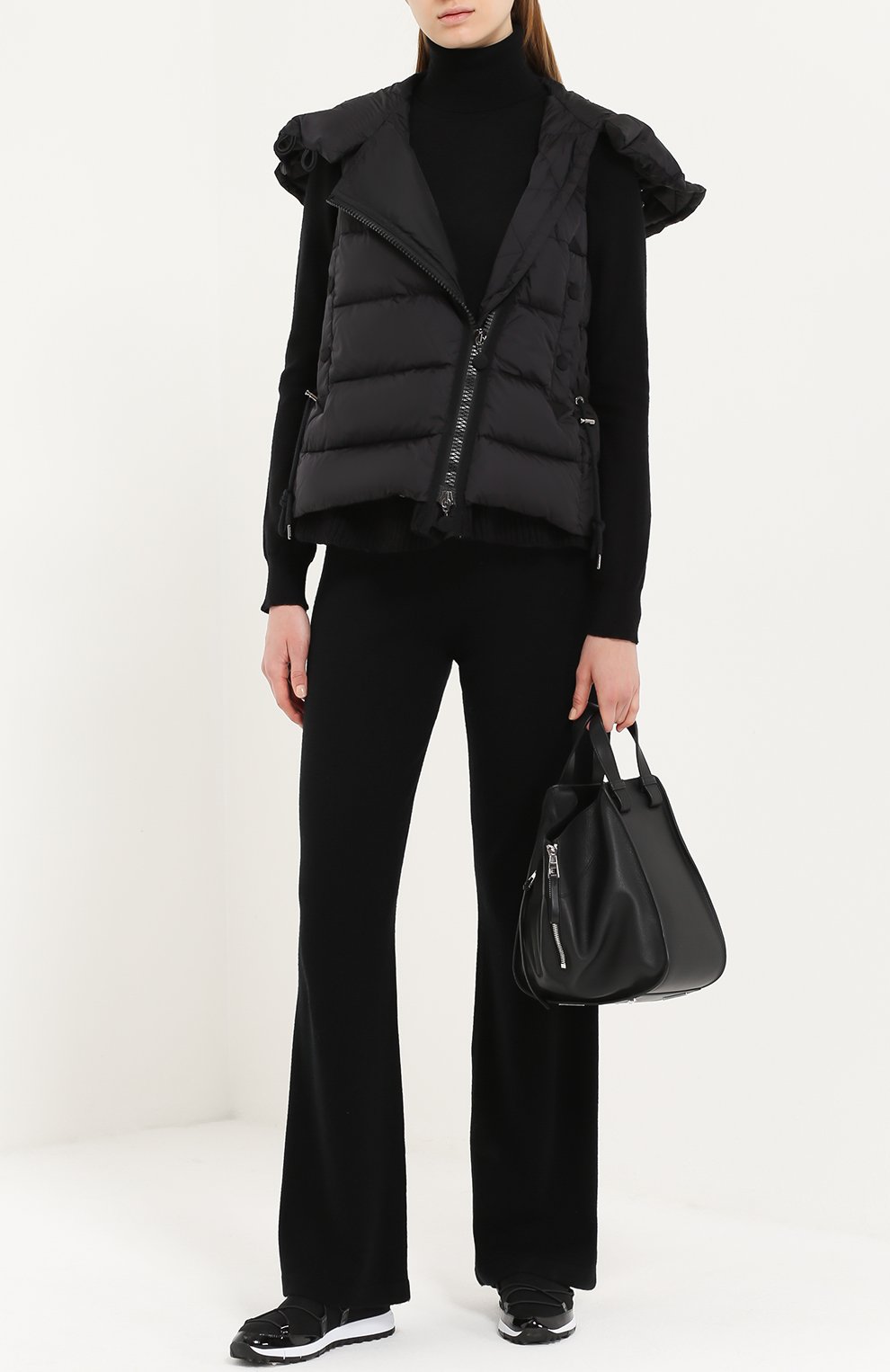 Пуховый жилет с капюшоном и косой молнией MONCLER, арт. B2-093-48962-80-53227, фото 2